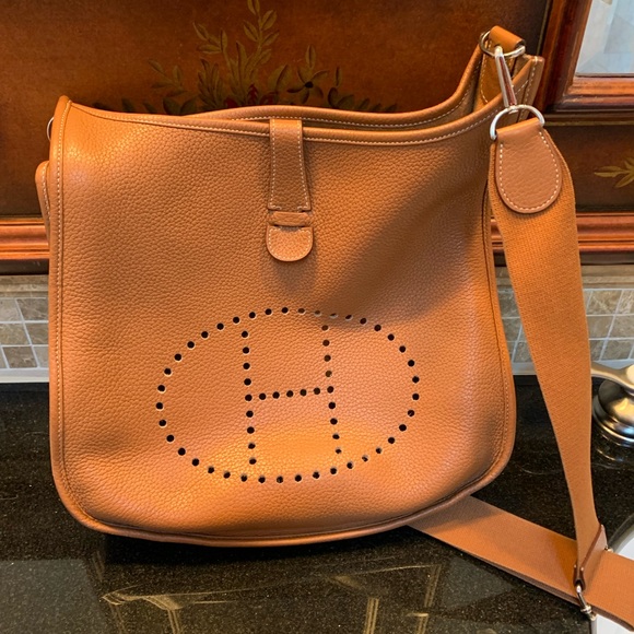 Hermes Handbags - Hermes Evelyn 33 GM bag